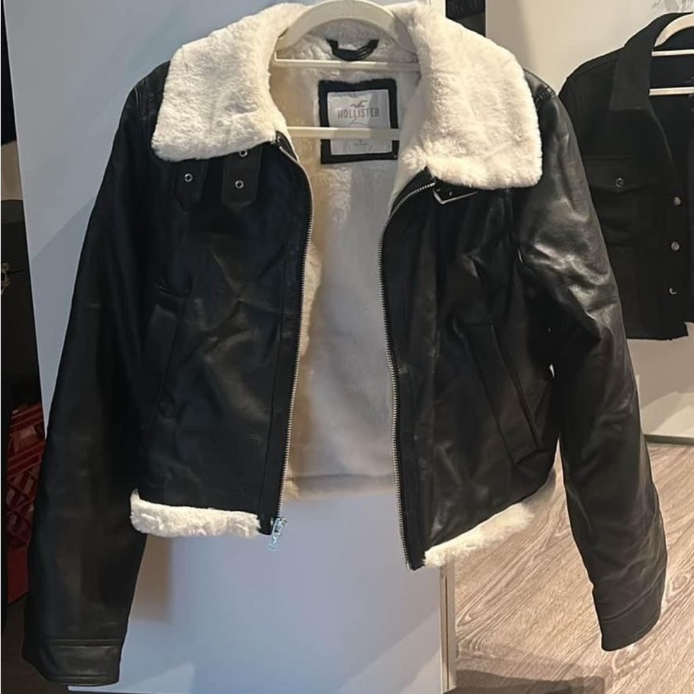 Hollister jacket
